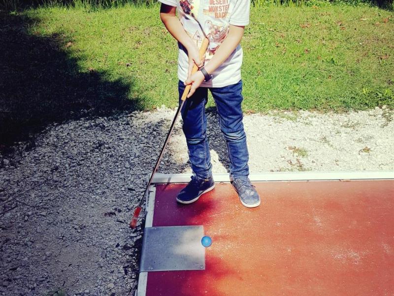 Mini-golf